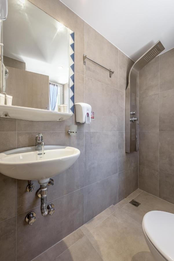 Plakes Sea View Apartment Plaka (Milos) Екстериор снимка