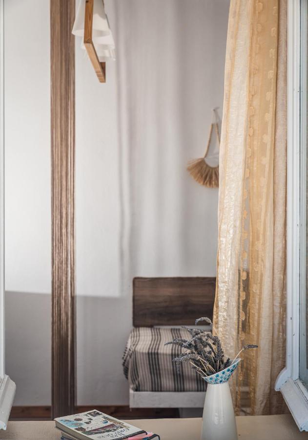 Plakes Sea View Apartment Plaka (Milos) Екстериор снимка