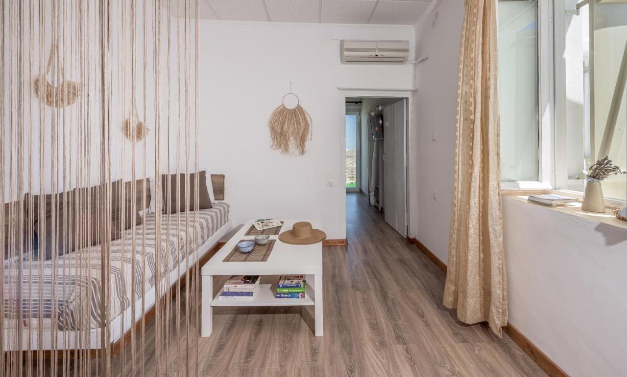Plakes Sea View Apartment Plaka (Milos) Екстериор снимка
