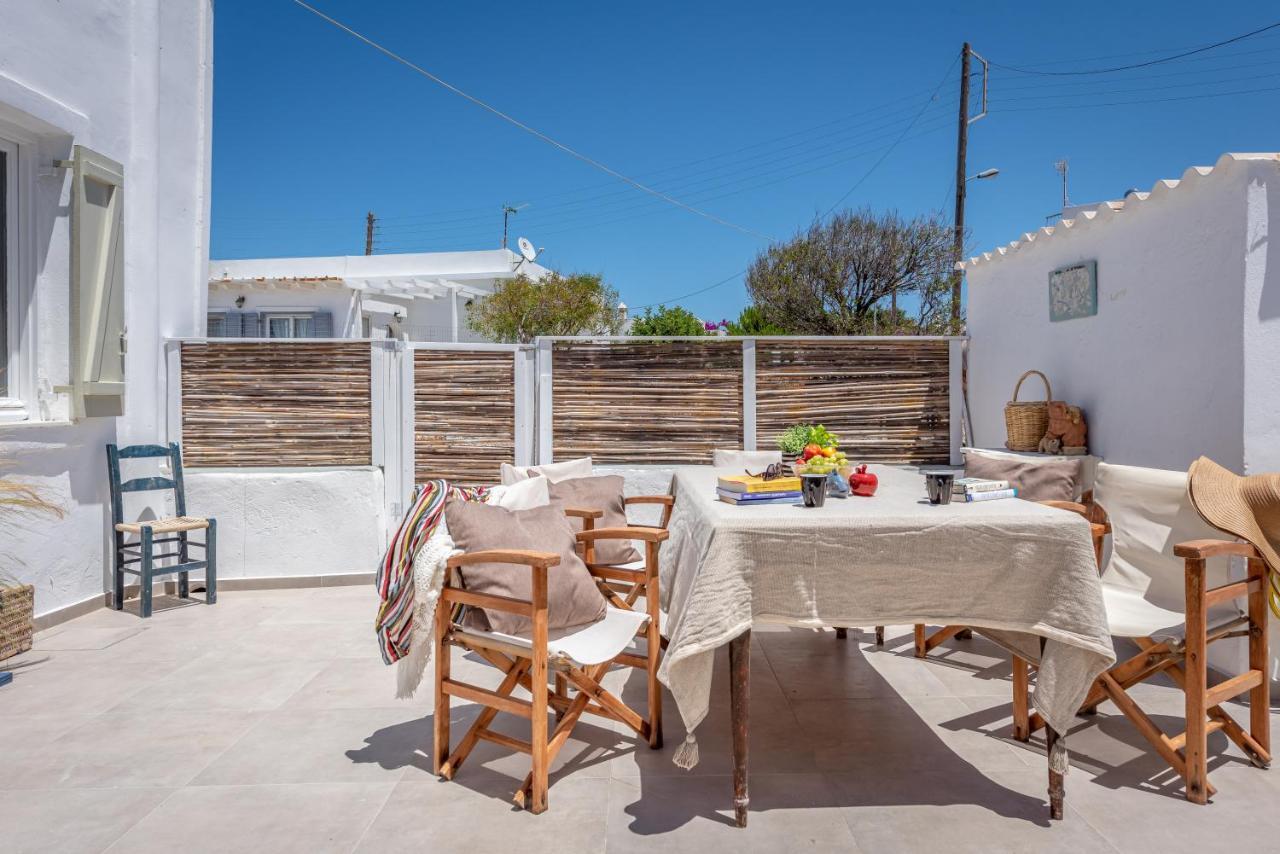 Plakes Sea View Apartment Plaka (Milos) Екстериор снимка