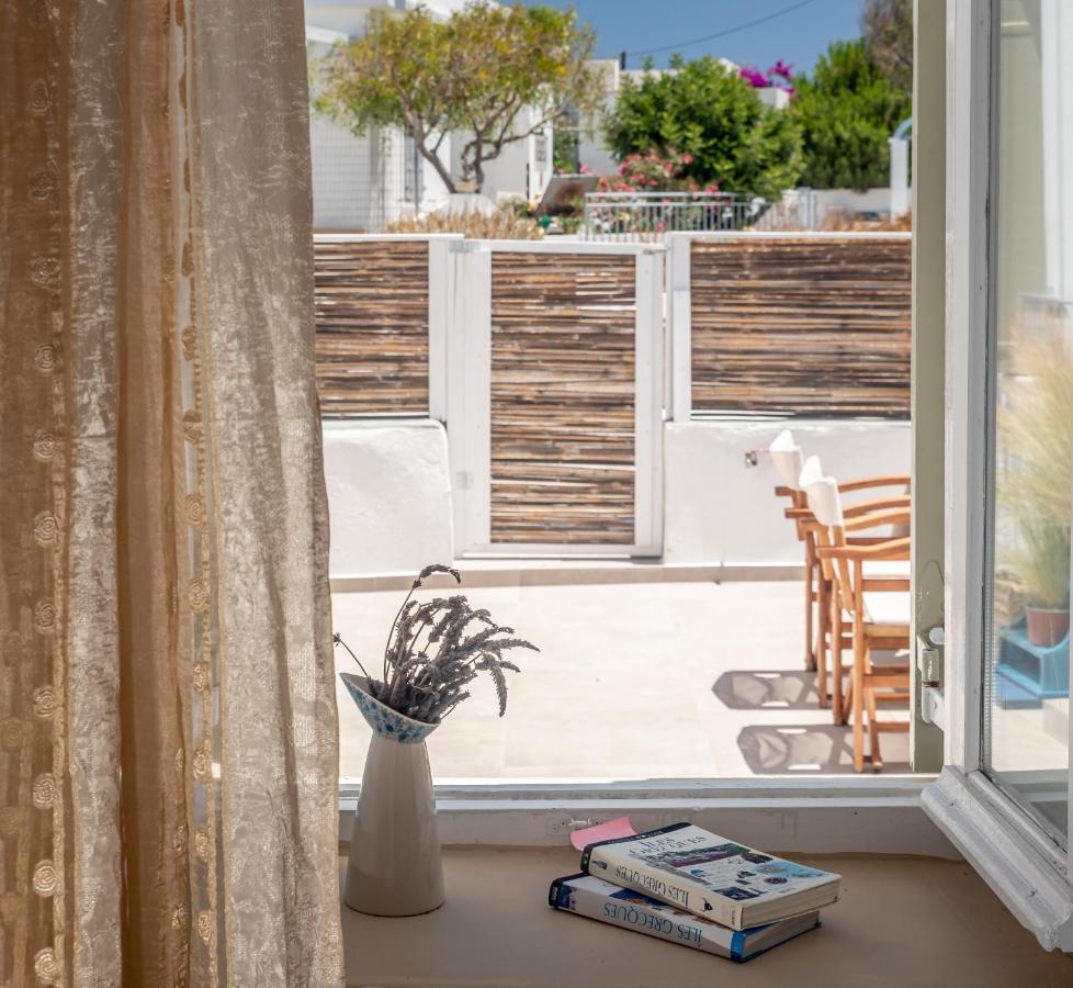 Plakes Sea View Apartment Plaka (Milos) Екстериор снимка